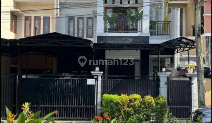 Dijual Rumah 2 Lt Siap Huni di Grand Galaxy,Bekasi, Baru Renovasi 1