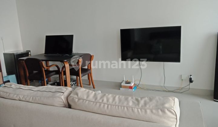 For Sale Big Studio Apartment Barclays, Grand Kamala Lagoon Bekasi