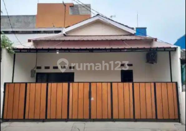 Dijual Rumah Bagus di Taman narogong jembatan satu Kota Bekasi 1