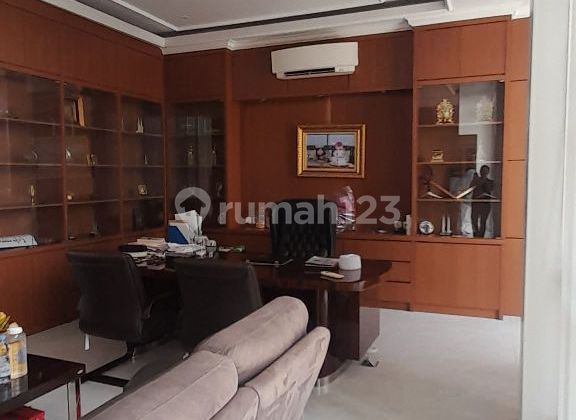 For Rent: Nice 3-story building with SHM certificate in Kemang Pratama, Bekasi. For Rent: Nice 3-story building with SHM certificate in Kemang Pratama, Bekasi.