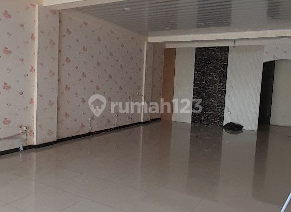 For Rent Strategic Shop House in Kemang Pratama Bekasi – Commercial Area & High Traffic! 2