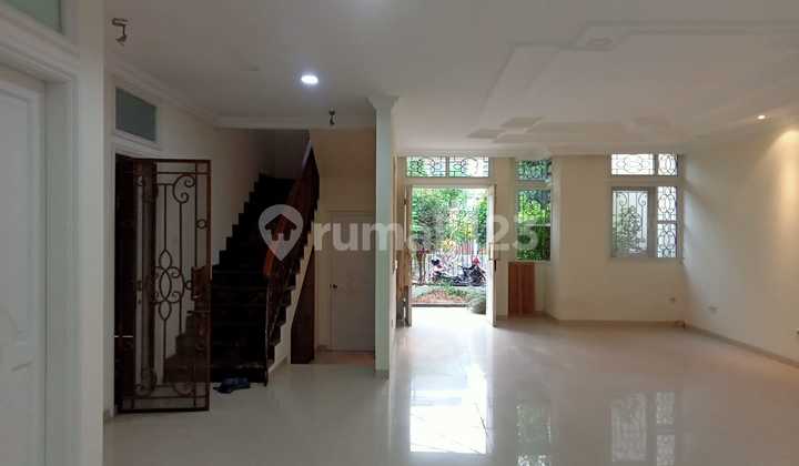 Rumah Kelapa Gading Nias 10 X 20