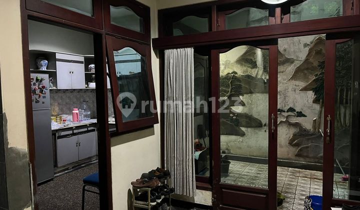 Classic Mansion di Nol Jalan Gayungsari Barat! ️✨ 2