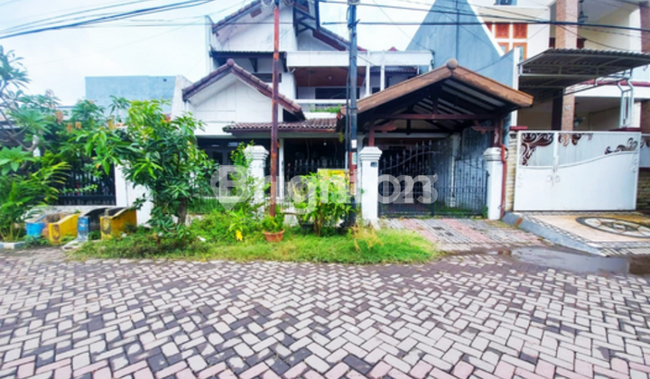 RUMAH 2 LANTAI MINIMALIS CIMAIKK POSISI STRATEGIS RUMAH 2 LANTAI MINIMALIS CIMAIKK POSISI STRATEGIS