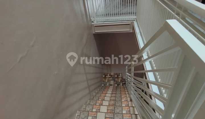 * Modern Luxury Residence 2024 - Ready to Occupy at Griya Kebon Agung * 2