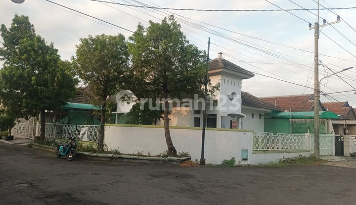 UAL RUMAH CANTIK HOOK – SIAP HUNI DI LOKASI STRATEGIS!