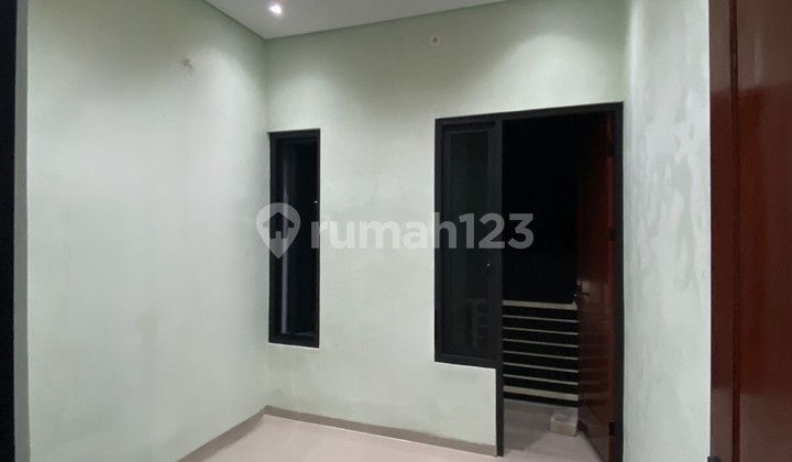DIJUAL RUMAH CIAMIKK DI TAMBAK MEDOKAN AYU 2