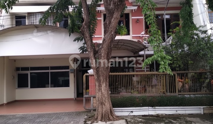 Hunian Eksklusif di Jl. Residen Sudirman Hunian Eksklusif di Jl. Residen Sudirman