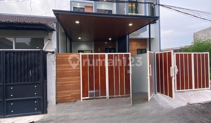 DIJUAL RUMAH CIAMIKK DI TAMBAK MEDOKAN AYU 1