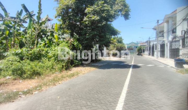 For Quick Sale: Land in Kebonsari Elveka, Close to Surabaya City Center.