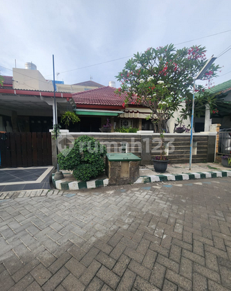 ✨ Dijual Cepat Rumah Cantik & Terawat – Pondok Tjandra, Kompleks Duku ✨