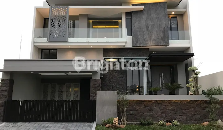Rumah Modern Minimalis di CitraLand - Lokasi Prime!