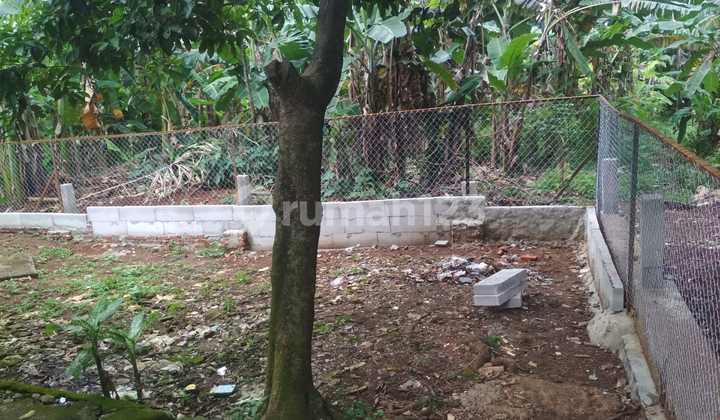 Cheap 300m from Jatiasih Toll Road, Buy Land Bonus House Facing South, 2-Car Road Access. Cheap 300m from Jatiasih Toll Road, Buy Land Bonus House Facing South, 2-Car Road Access.