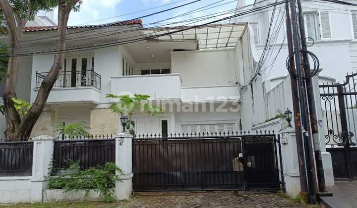 Elite Lembang Menteng Kolam Renang Asri Tenang Teduh Bebas Banjir