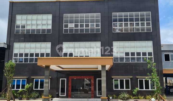 Warehouse Showroom Workshop Stockyard Pool Heavy Equipment