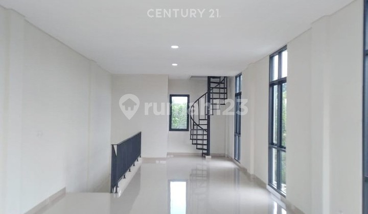 Ready-to-Occupy Shop House in Kaligandu Near East Serang Toll Road