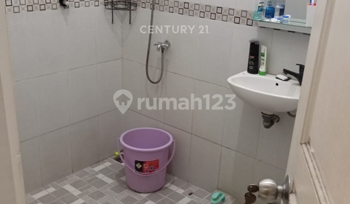 2-Story Residence in Metro Cilegon, Mediterranean Cluster