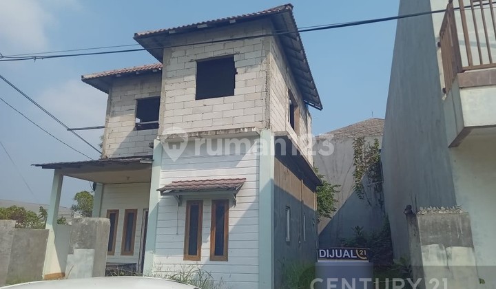 Rumah 2 Lantai Kapling Pci Lingkar Selatan
