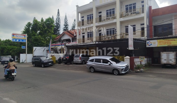 3-Storey Shop House, Sokhari Street, Serang, Strategic Location 3-Storey Shop House, Sokhari Street, Serang, Strategic Location