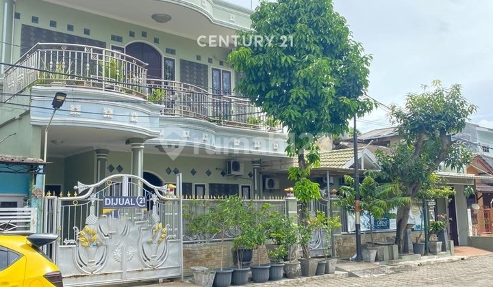2-Story Residence Plus Shop in Beautiful Cilegon Cottage 2-Story Residence Plus Shop in Beautiful Cilegon Cottage