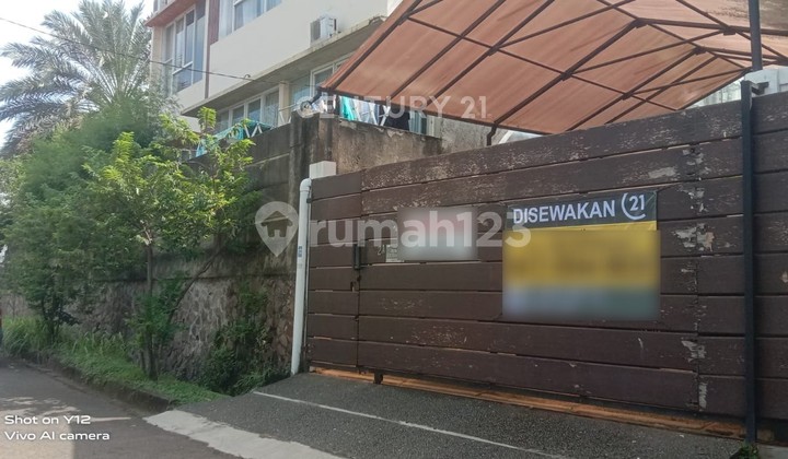 Hunian Furnish Palm Hills Estate Dekat Pabrik