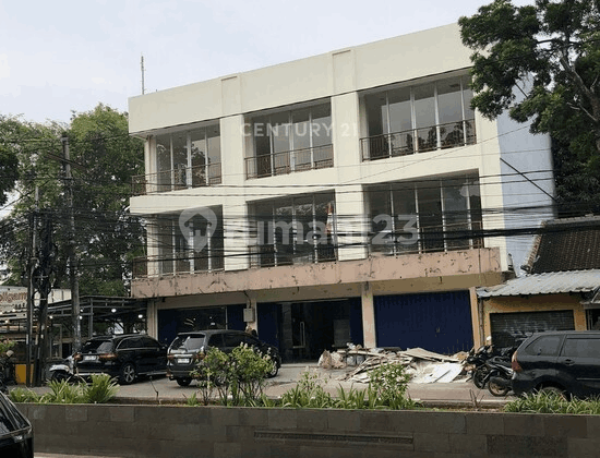 3 Ruko Gandeng Jadi Satu Jalan Ahmad Yani 1