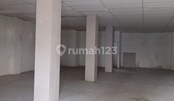 4-Door Shop House Plus Tenement at Pasar Lama Serang 4-Door Shop House Plus Tenement at Pasar Lama Serang