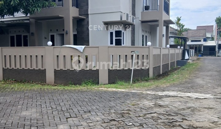 Good Residence 2-Story Corner Position Beautiful Cilegon Garden Good Residence 2-Story Corner Position Beautiful Cilegon Garden