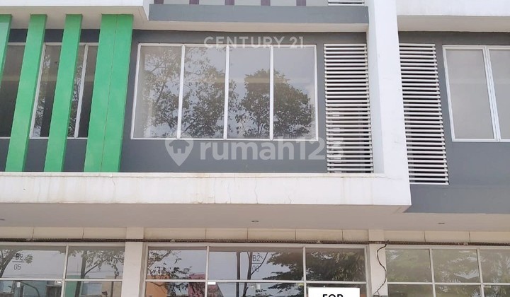 Strategic Citra Garden BMW Shophouse with Toll Access