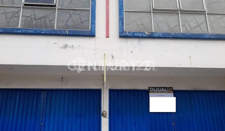 Ruko 2 Lantai Gandeng Tembok Cocok Untuk Usaha Ruko 2 Lantai Gandeng Tembok Cocok Untuk Usaha