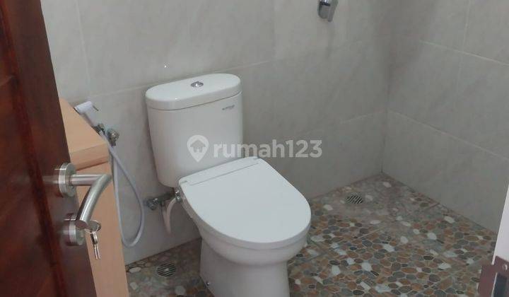 Rumah 3 Kamar Tidur Lingkungan Tenang Dekat Akses Pintu Toll  2