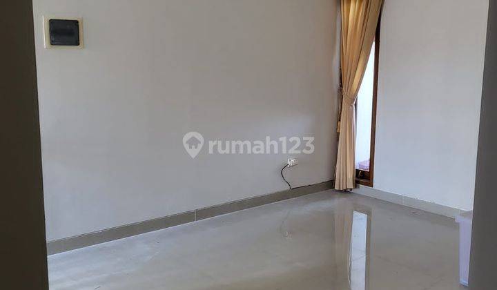 3-Storey 4-Bedroom Ready-to-Move House in North Denpasar 2