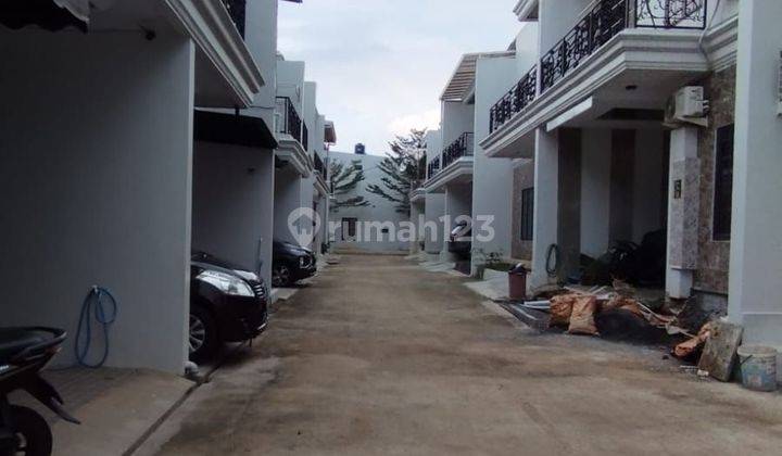 Rumah 2 Lantai siap huni di Jln raya sukatani depok 2