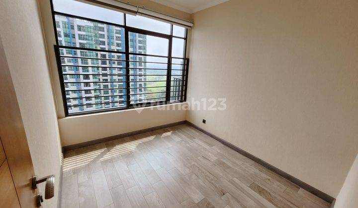 Disewakan Apartemen 3BR Hampton Park Bagus Semi Furnished 1