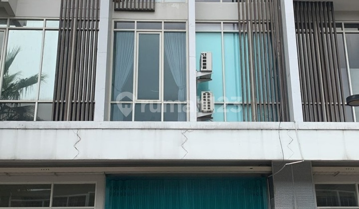 Northwest 3-Storey Shop House for Sale at a Reasonable Price 1