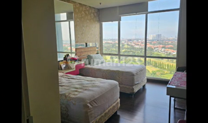 Adhiwangsa Apartemen termewah di Surabaya 3 Kamar - Golf View Dijual
