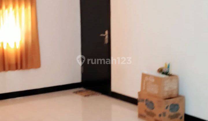 ruang tamu rumah graha sampurna indah lokasi