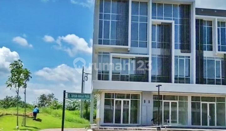 Northwest 2 Shop House, Connected Row, Hook Position, Suitable for Business 1