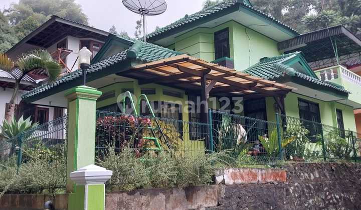 Dijual villa Sekuti Indah Prigen, dekat Cimory, Rumah makan Sri
