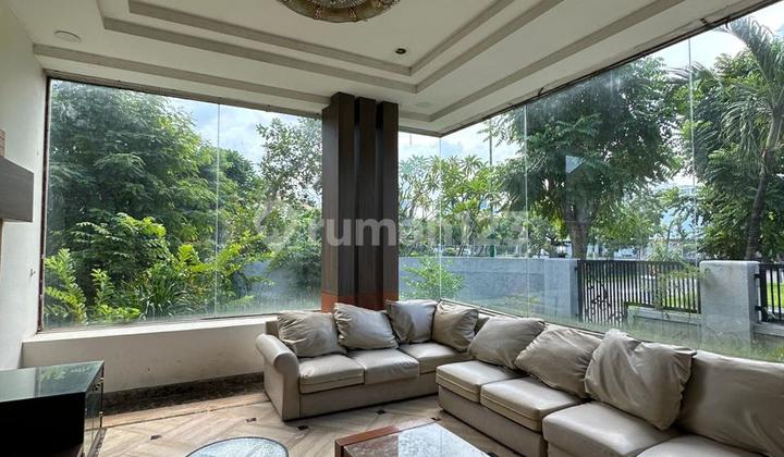 Graha Family Blok O disewakan Rumah semi Furnish Ciamik Murah Graha Family Blok O disewakan Rumah semi Furnish Ciamik Murah