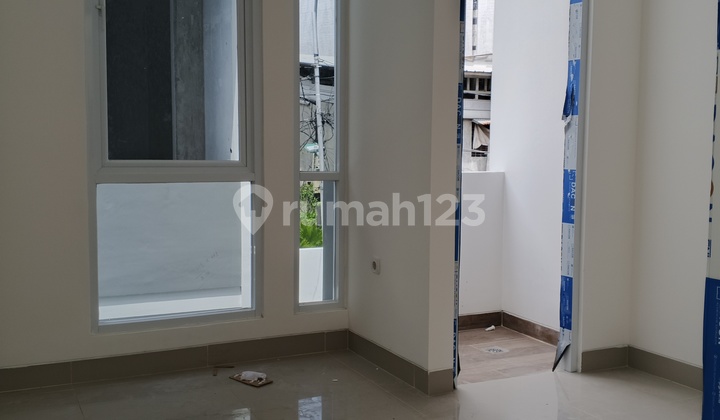 Shm House - New Unit In Cempaka Putih Jakarta Shm House - New Unit In Cempaka Putih Jakarta