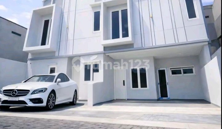 Bisa KPR Rumah 2 Lantai Dekat Akses Transjakarta dan Kantor Bpom Bisa KPR Rumah 2 Lantai Dekat Akses Transjakarta dan Kantor Bpom