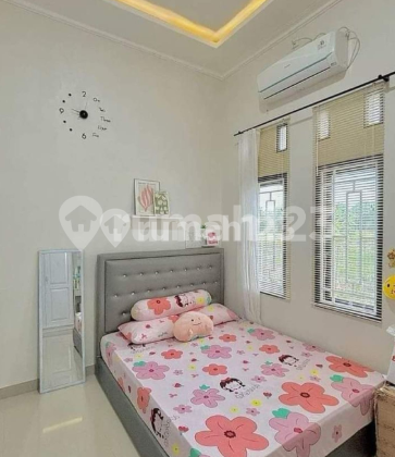 Rumah 3 Lantai Minimalis Modern di Jakarta Pusat