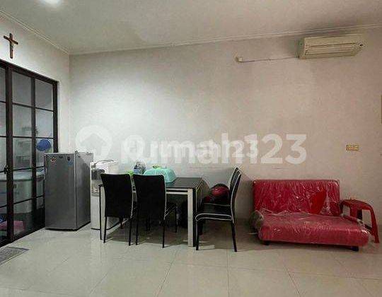 Disewakan Rumah Green Lake Cluster East Asia Full Furnished 2