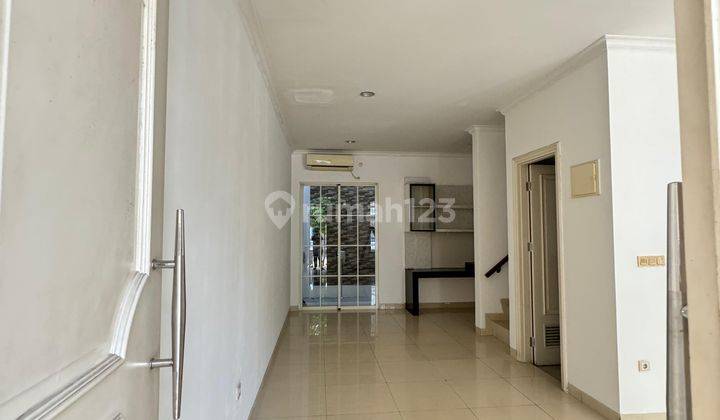 Disewakan Rumah Green Lake City Semi Furnished 1