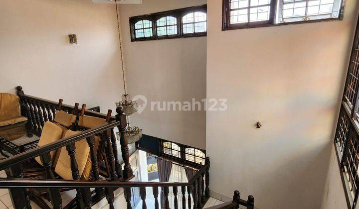 RUMAH LUAS DWI WARNA MANGGA BESAR JAKARTA PUSAT 2