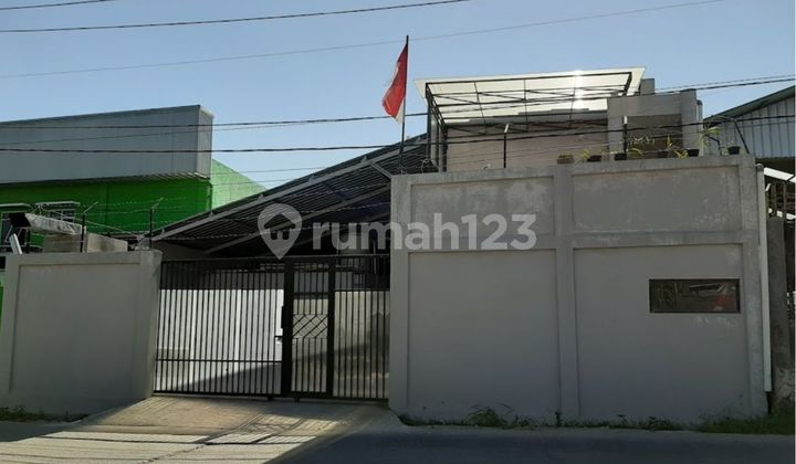 Low Price, Ready-to-Use and Tidy Warehouse in Cibatu Near the Central Cikarang Toll Gate Entrance.