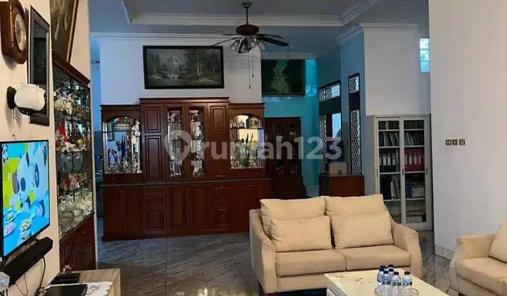 Rumah Cantik Bersih Siap Pakai Di Rawamangun Jakarta Timur