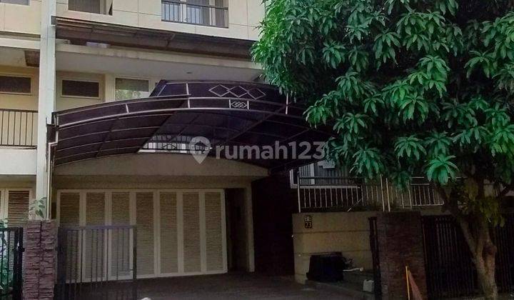 Rumah Mewah Furnish Jati lengkap jual cepat Grand Wisata 1