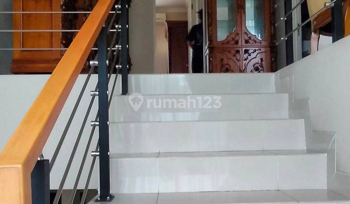 Rumah Mewah Furnish Jati lengkap jual cepat Grand Wisata 2